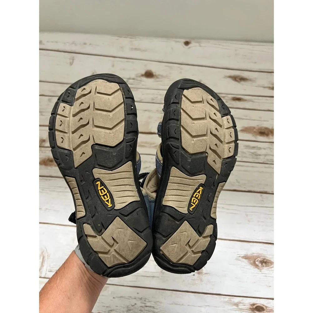 Keen Newport H2 Sandals Navy Blue Tan Waterproof Outdoor Youth Size 4